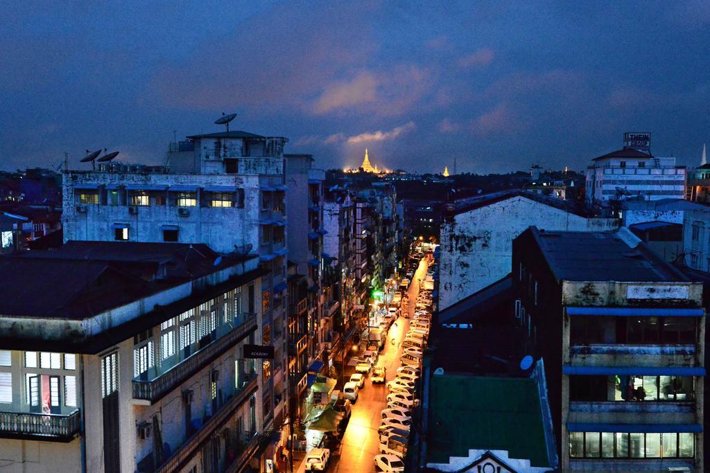 Hotel Grand United - Chinatown Yangon Dış mekan fotoğraf